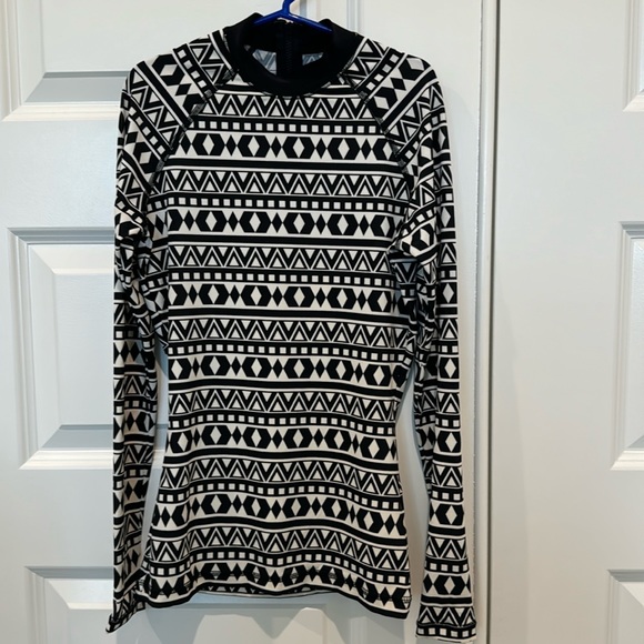 J Crew Geometric Print Rash Guard Size XXS - Picture 1 of 8